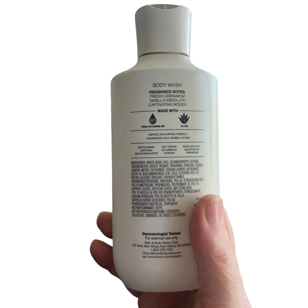 Bath & Body Works Vanilla Romance‎ Body Wash Pro-Vitamin B5 + Aloe 10 fl oz NWT